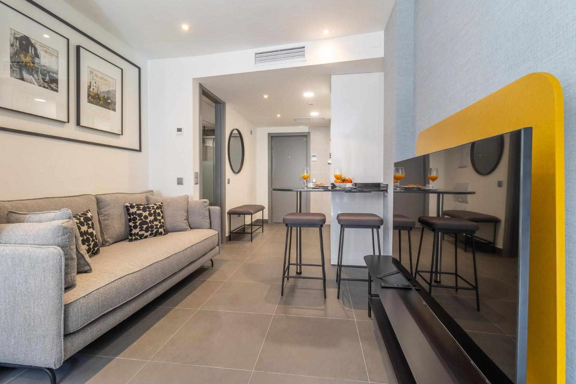 Cozy Loft Near El Rastro With A Touch Of Charm - Latina Toledo Iii Apartment Madrid